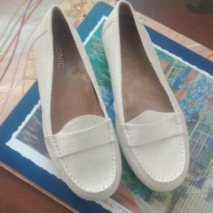 Vionic loafer